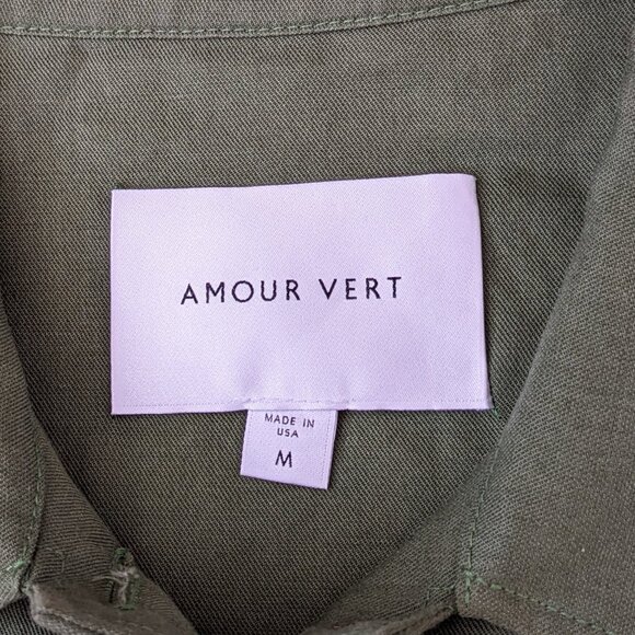 Amour Vert Long-Sleeve Button Down Shirt - Picture 3 of 4